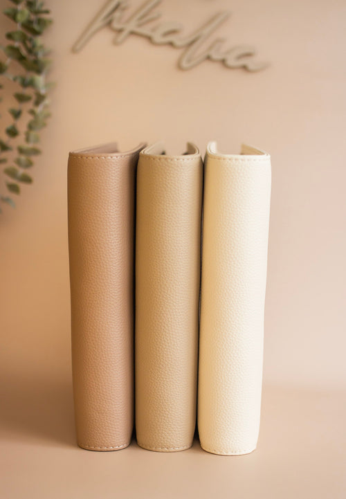 A5 Binder mit goldenen Details
