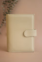 A6 Binder mit goldenen Details